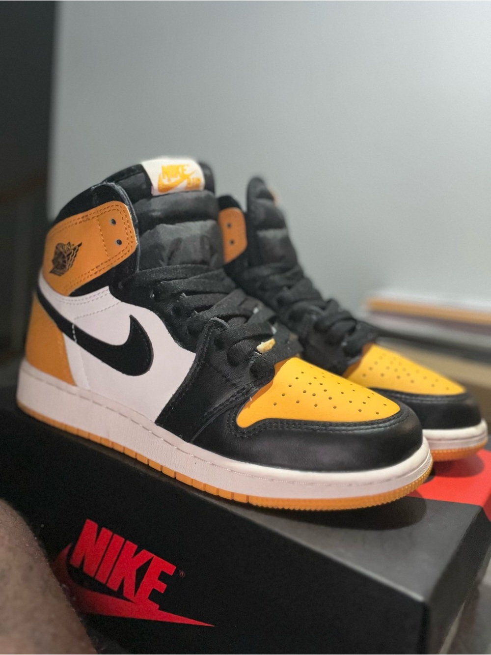 Nike Air Jordan 1 High - Black/White/Yellow 5.5Y